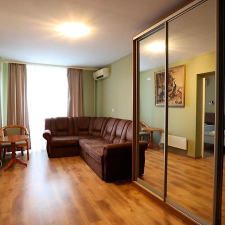 Отель Park Rost Club Zadonets'ke Экстерьер фото